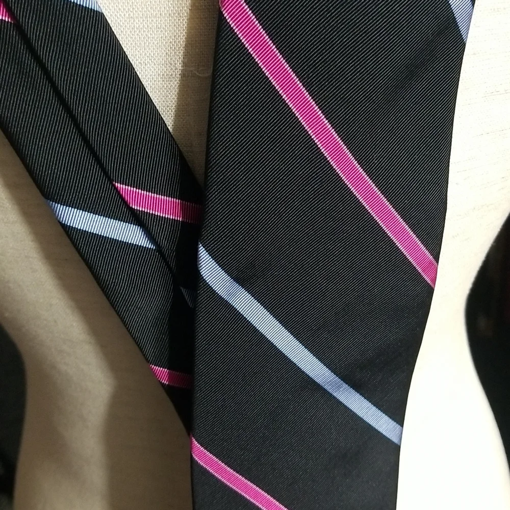 Peter Millar Men's Tie - Picture 4 of 9